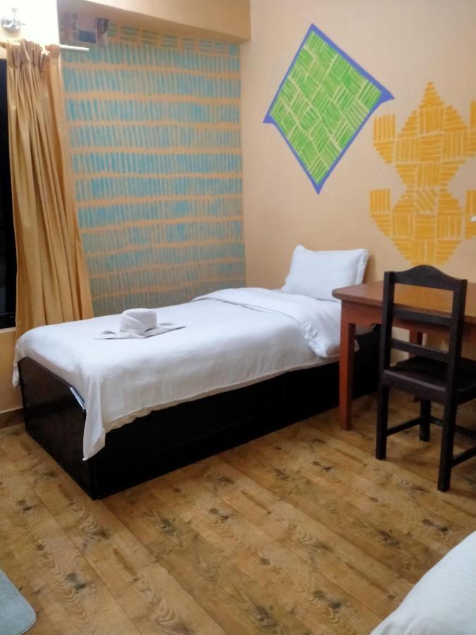 Pokhara Metro Eco Hotel Phòng bức ảnh