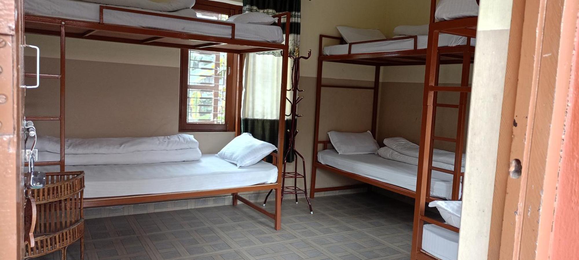 Pokhara Metro Eco Hotel Phòng bức ảnh
