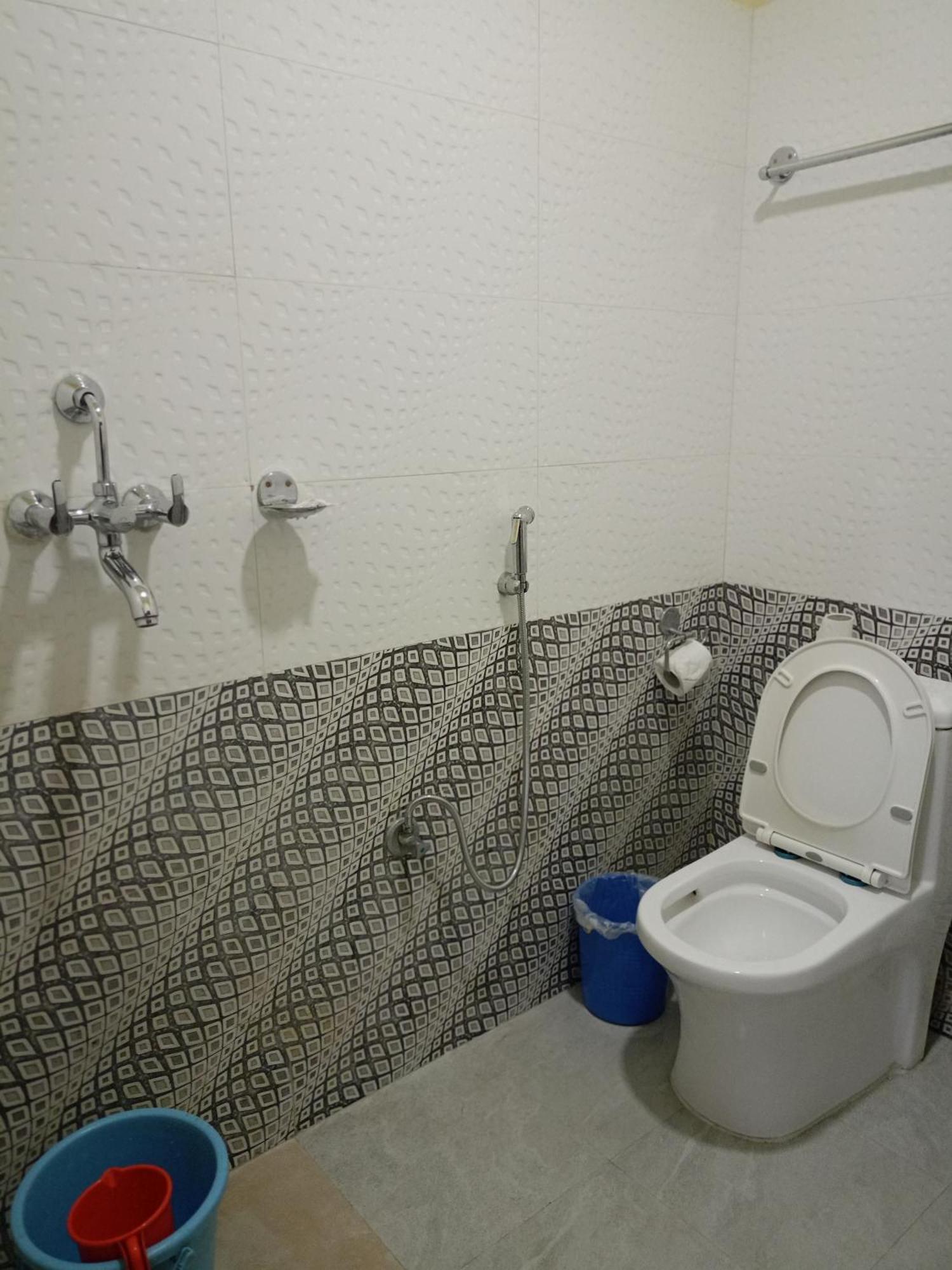 Pokhara Metro Eco Hotel Ngoại thất bức ảnh