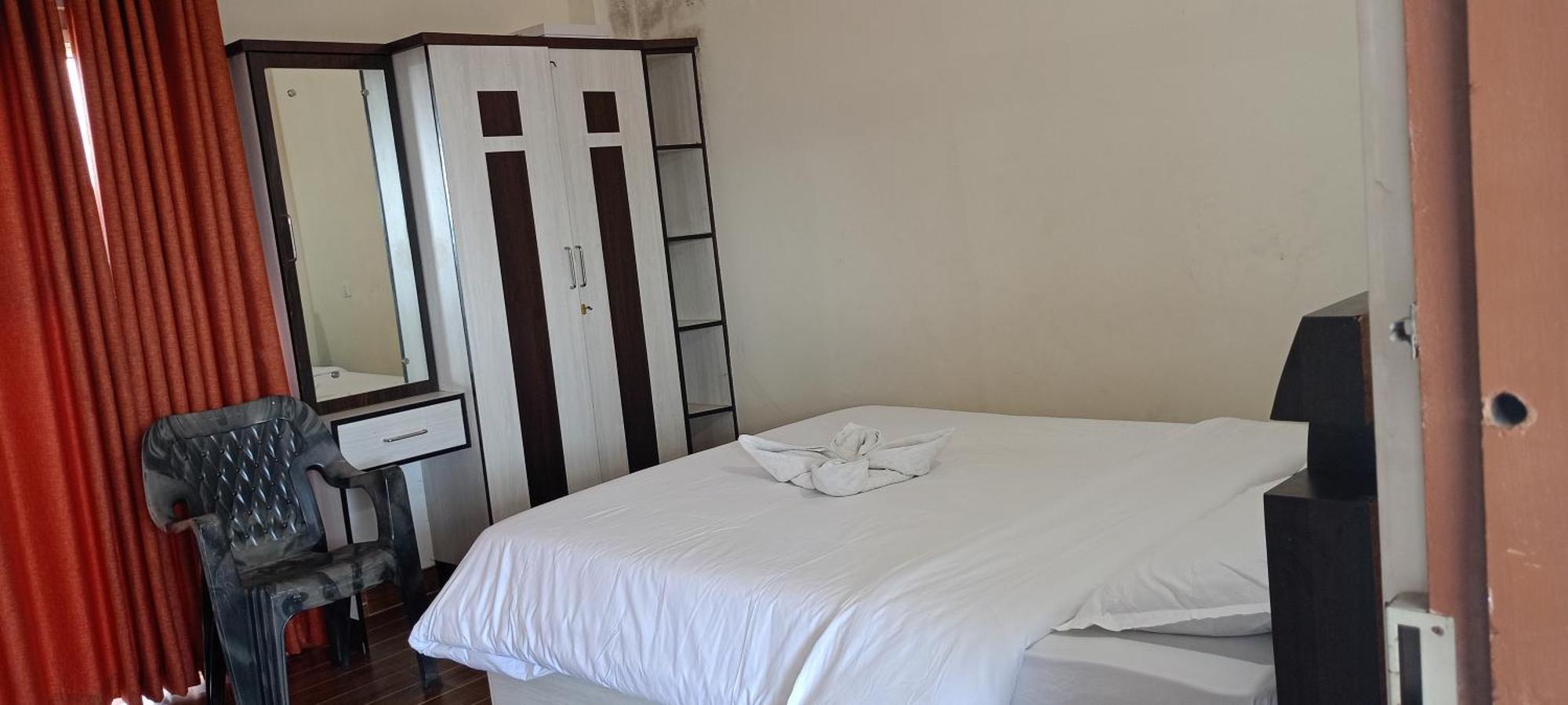 Pokhara Metro Eco Hotel Ngoại thất bức ảnh