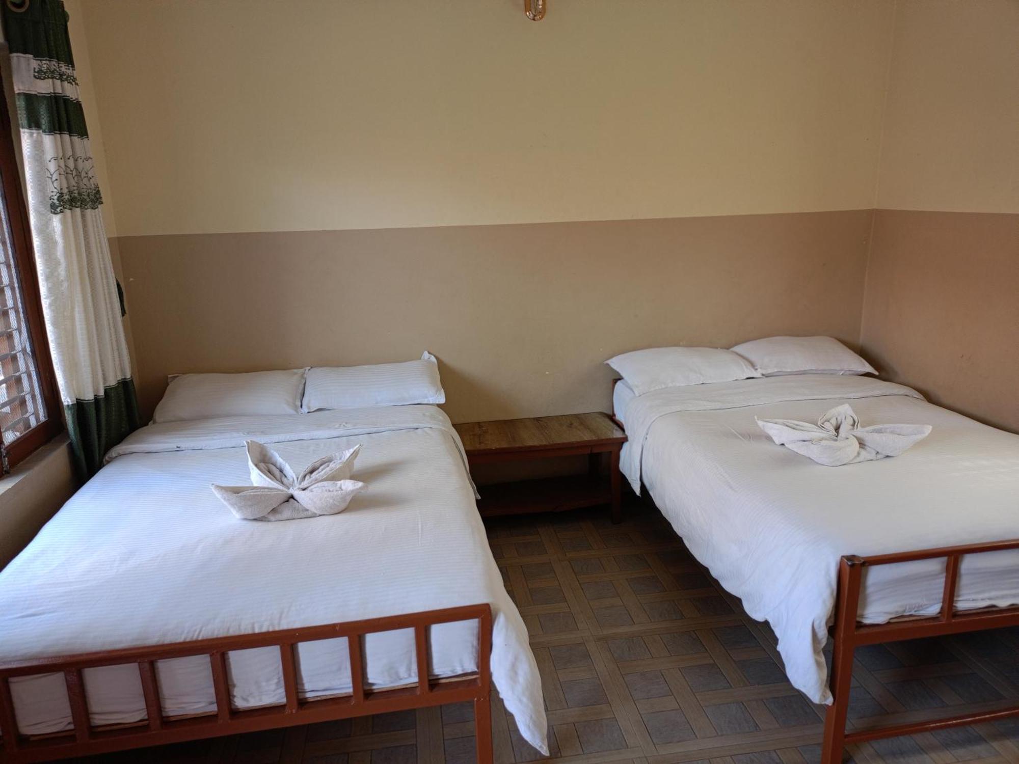 Pokhara Metro Eco Hotel Ngoại thất bức ảnh