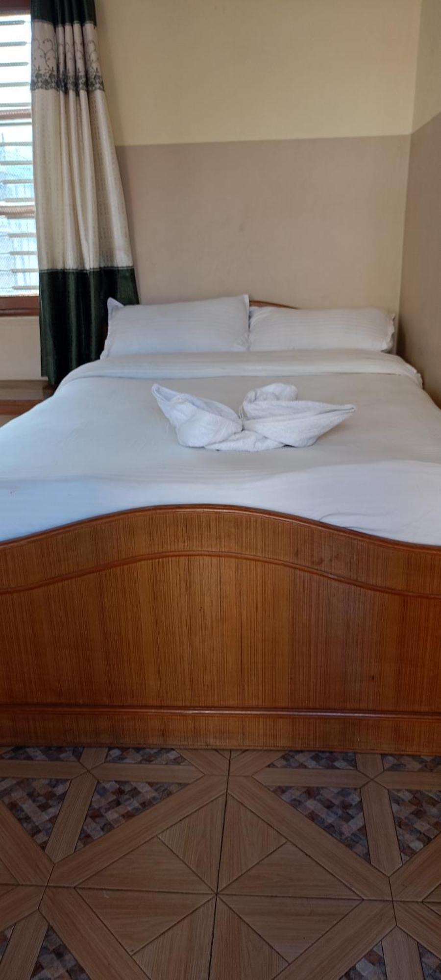 Pokhara Metro Eco Hotel Phòng bức ảnh