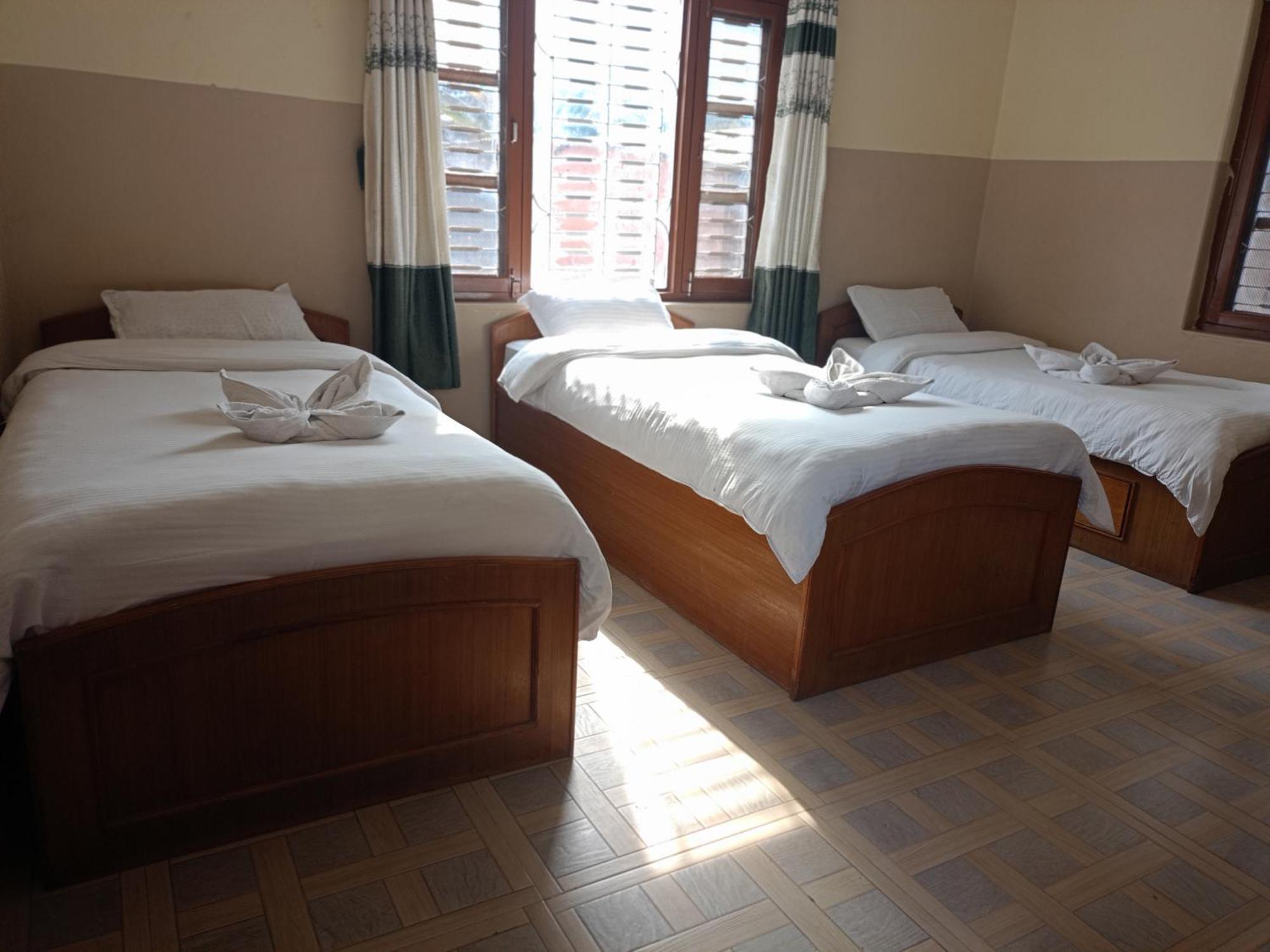 Pokhara Metro Eco Hotel Phòng bức ảnh