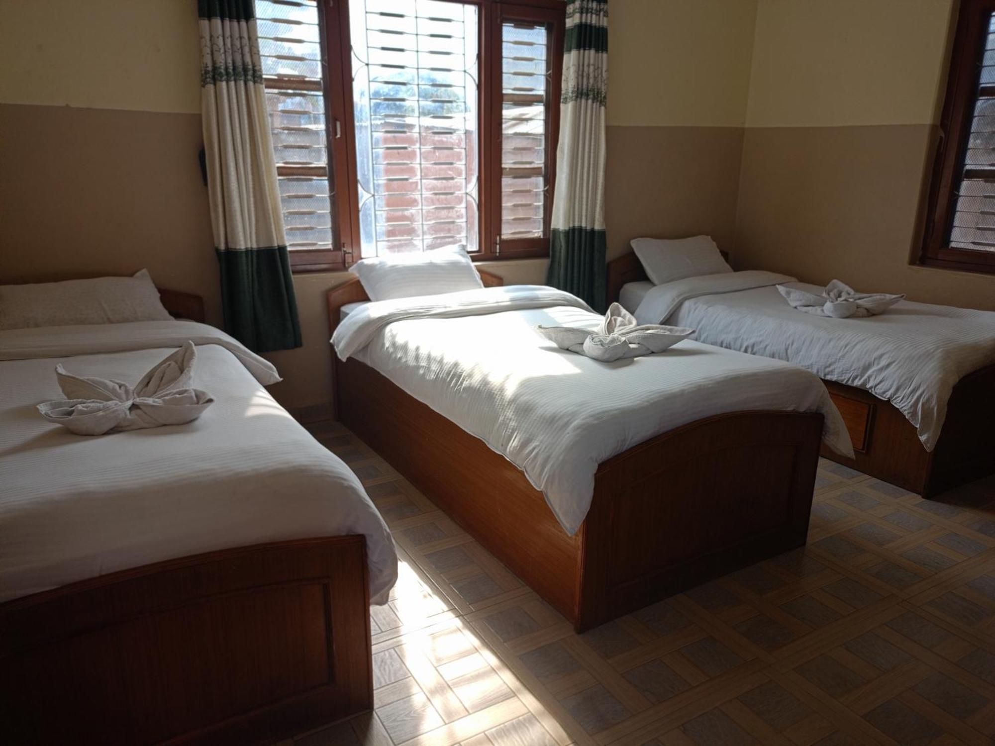 Pokhara Metro Eco Hotel Ngoại thất bức ảnh