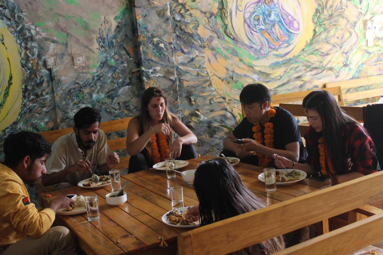 Pokhara Metro Eco Hotel Ngoại thất bức ảnh
